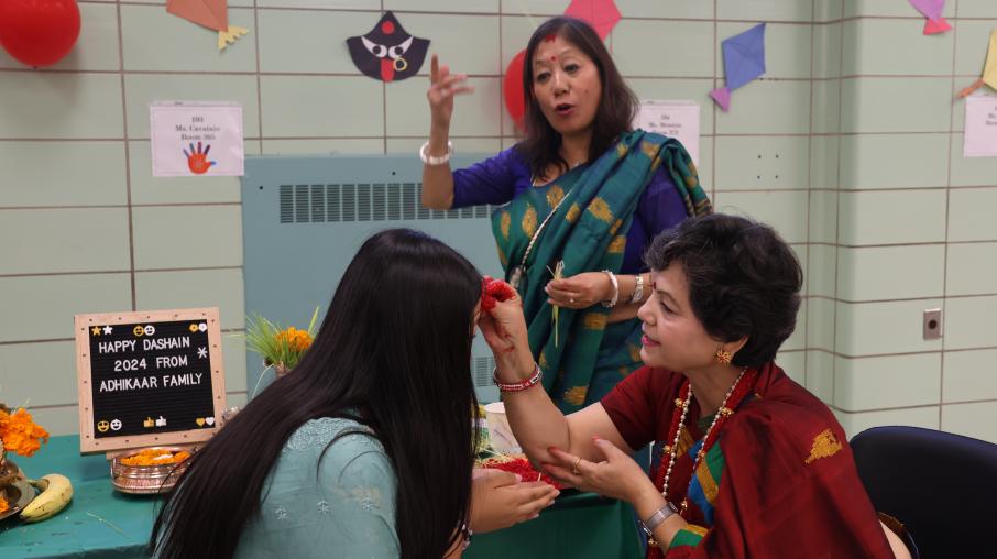 ‘अधिकार’द्धारा दशैंको अवसरमा टीका जमरा